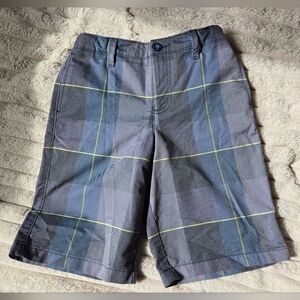 💫Youth Under Armour Golf Shorts sz M💫